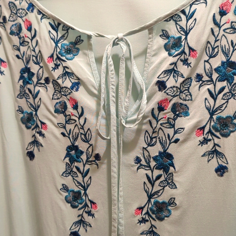 Lane Bryant Pink & Blue Blouse Embroidered Floral Tie Front Balloon Sleeve- 14 - Picture 8 of 14